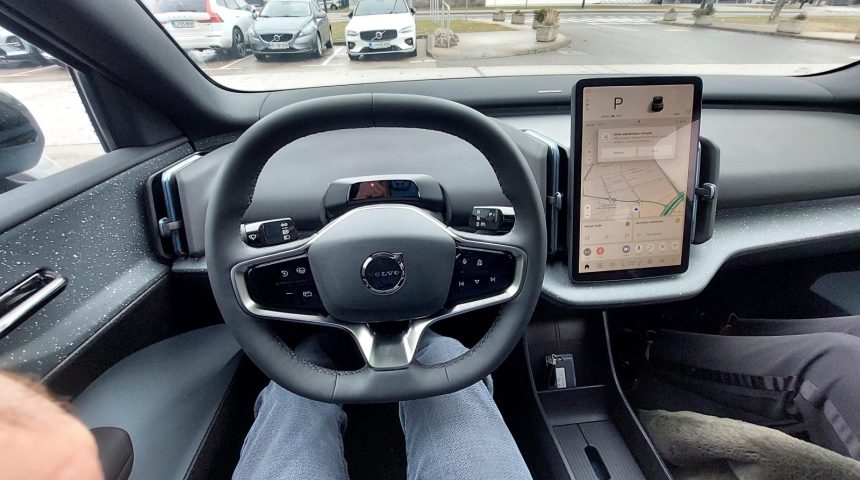 🚗🔌 Testna vožnja Volvo EX 30 SUV – mnenje uporabnika