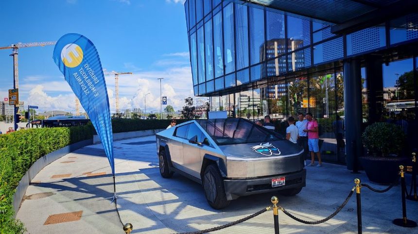 Svetovni rekord s Tesla Cybertruckom