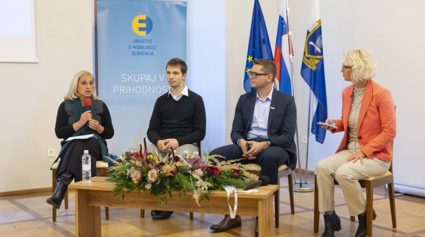CONNEXI AQVIS VIVIS – Priklop na Živo vodo