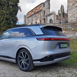 Xpeng G9 – premijsko družinsko vozilo