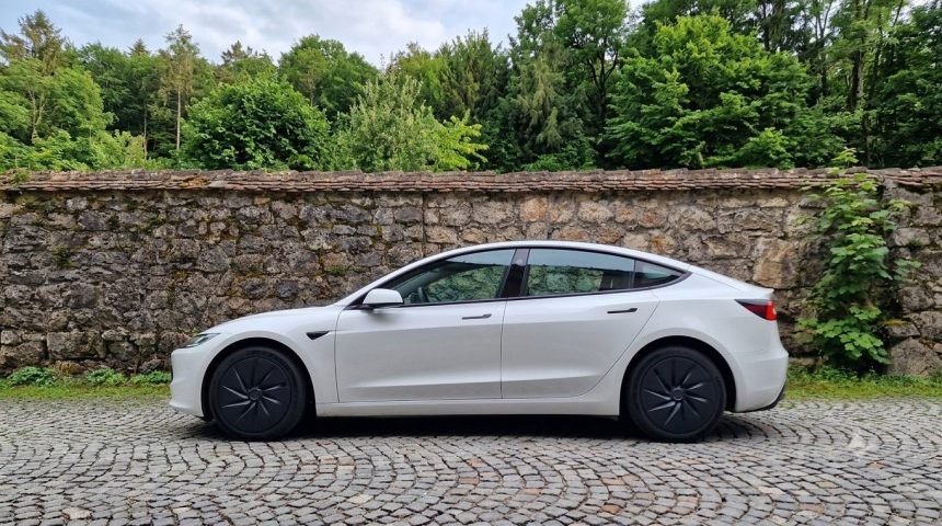 Tesla Model 3: kralj prodaje v Sloveniji 06/2026 Tesla Model 3: kralj prodaje v Sloveniji 06/2026